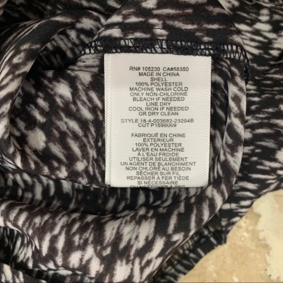 Joie Rancher Cap-Sleeve Printed Blouse - Picture 5 of 5